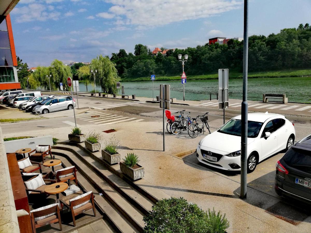 Apartment Lent Марібор Екстер'єр фото